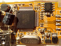 Close-up of the UTV007 and 24C08A chips